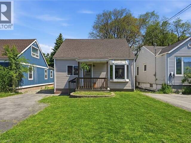 53 DALHOUSIE Avenue Hamilton Ontario, L8L 3J4 - 4 Bedrooms Home For Sale