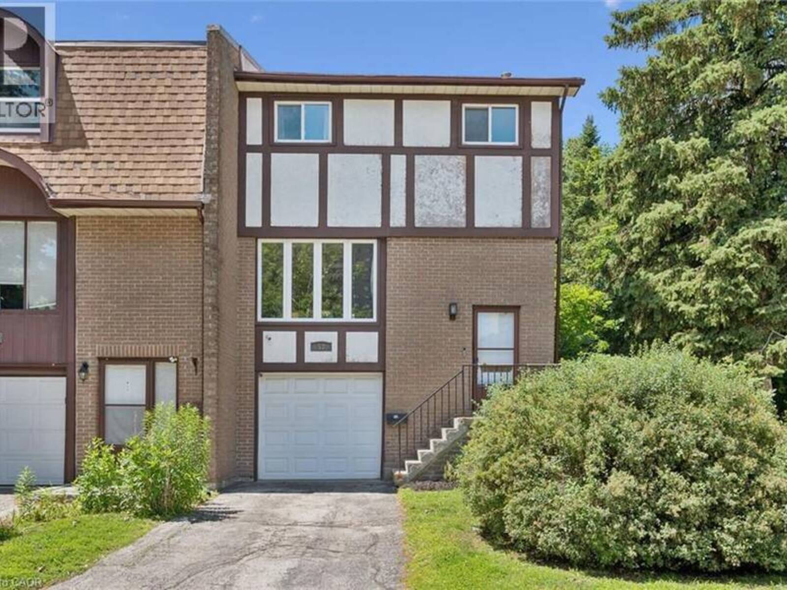 49 CEDARWOODS Crescent Unit# 53, Kitchener, Ontario N2C 2L1