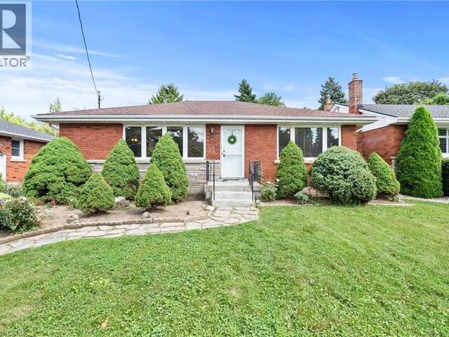 143 WEST 25TH Street Hamilton Ontario, L9C 4X4 - 4 Bedrooms Home For Sale
