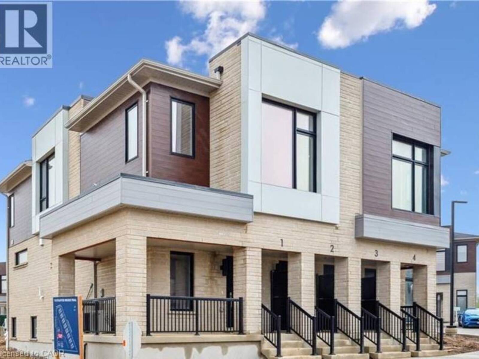 15 STAUFFER WOODS Trail Unit# 1, Kitchener, Ontario N2P 0L1
