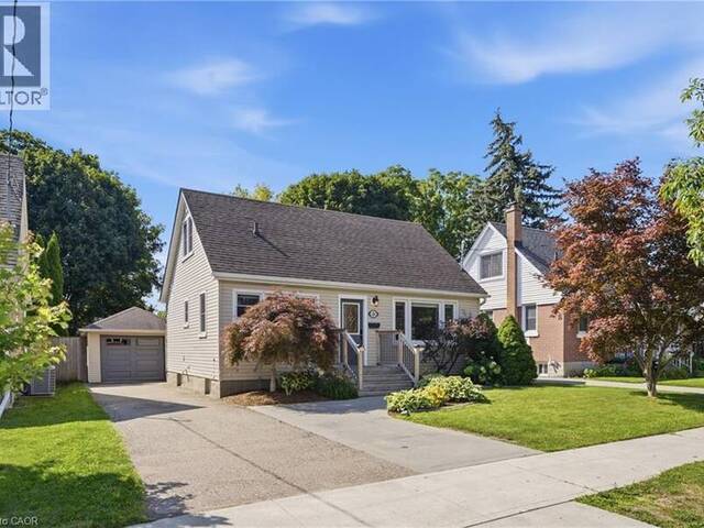 20 HILLVIEW Street Kitchener Ontario, N2H 5P8 - Property For Sale