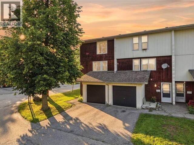 135 CHALMERS Street S Unit# 93 Cambridge Ontario, N1R 6M2 - 2 Bedrooms Condo For Sale