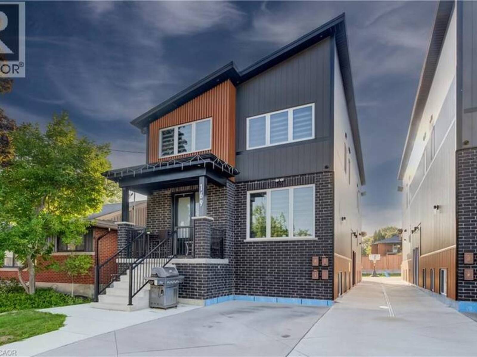 169 FIFTH Avenue, Kitchener, Ontario N2C 1P6