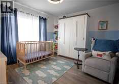 18 ENGLAND Terrace | Hamilton Ontario | Slide Image Nineteen