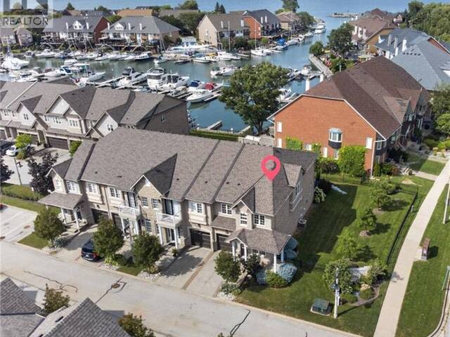 31 SUNVALE Place Unit# 8 Hamilton Ontario, L8E 4Z6 - 3 Bedrooms Waterfront Condo For Sale