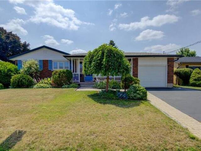 139 TRAFALGAR Avenue Kitchener Ontario, N2A 1Z5 - 3 Bedrooms Home For Sale