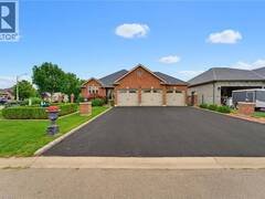 1 GALINEE Trail Port Dover Ontario, N0A 1N9