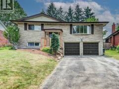 109 WHITE OAK Place Waterloo Ontario, N2V 1B2