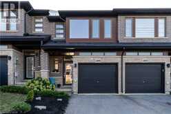 4008 CROWN Street | Beamsville Ontario | Slide Image Two