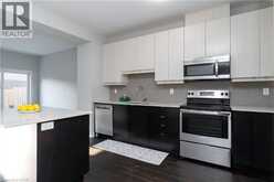 4008 CROWN Street | Beamsville Ontario | Slide Image Nine