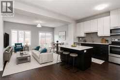 4008 CROWN Street | Beamsville Ontario | Slide Image Eight