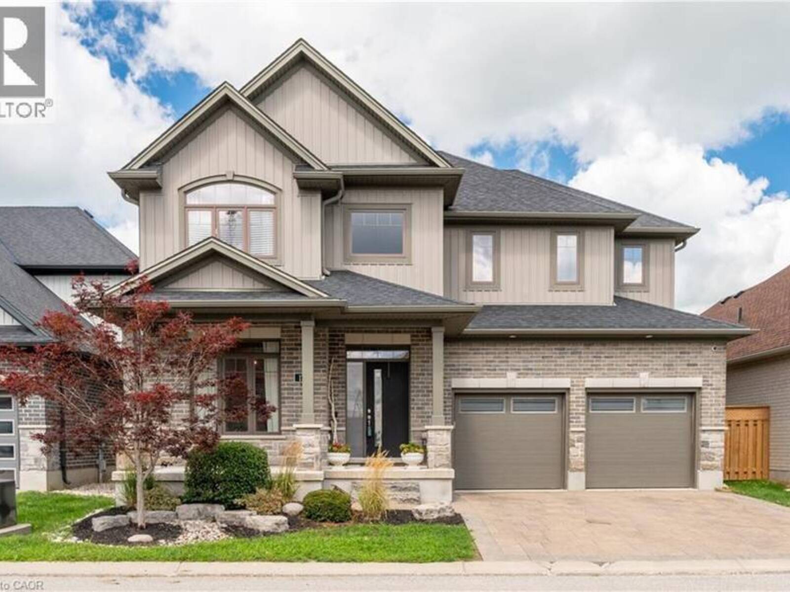 1061 EAGLETRACE Drive Unit# 174, London, Ontario N6G 0T3