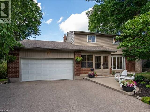 51 MURRAYHILL Court Kitchener Ontario, N2E 1N8 - 5 Bedrooms Home For Sale