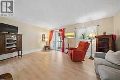 2320 MIDDLESMOOR Crescent | Burlington Ontario | Slide Image Sixteen