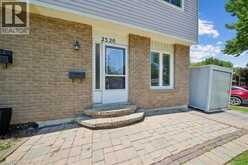 2320 MIDDLESMOOR Crescent | Burlington Ontario | Slide Image Four