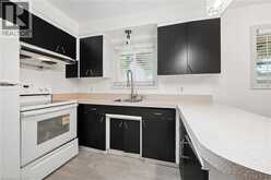 285 STONYBROOK Drive | Kitchener Ontario | Slide Image Sixteen