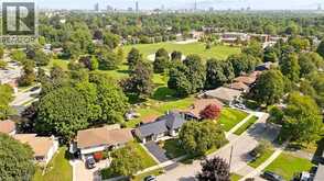 285 STONYBROOK Drive | Kitchener Ontario | Slide Image Three