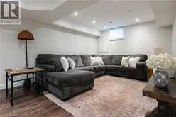 579 FOURTH Line | Oakville Ontario | Slide Image Thirty