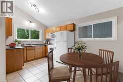 38 TEWKSBURY Crescent | London Ontario | Slide Image Five