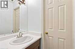 34 LISAJANE Court | Hamilton Ontario | Slide Image Seventeen