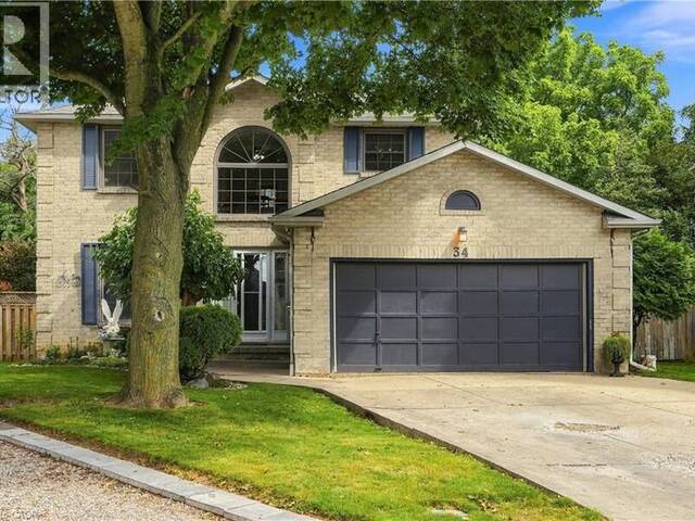 34 LISAJANE Court Hamilton Ontario, L9B 2N6 - 5 Bedrooms Home For Sale