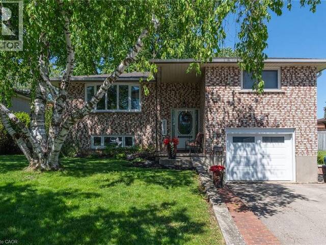 18 MAYBERRY Place Stratford Ontario, N5A 6Z7 - 3 Bedrooms Home For Sale
