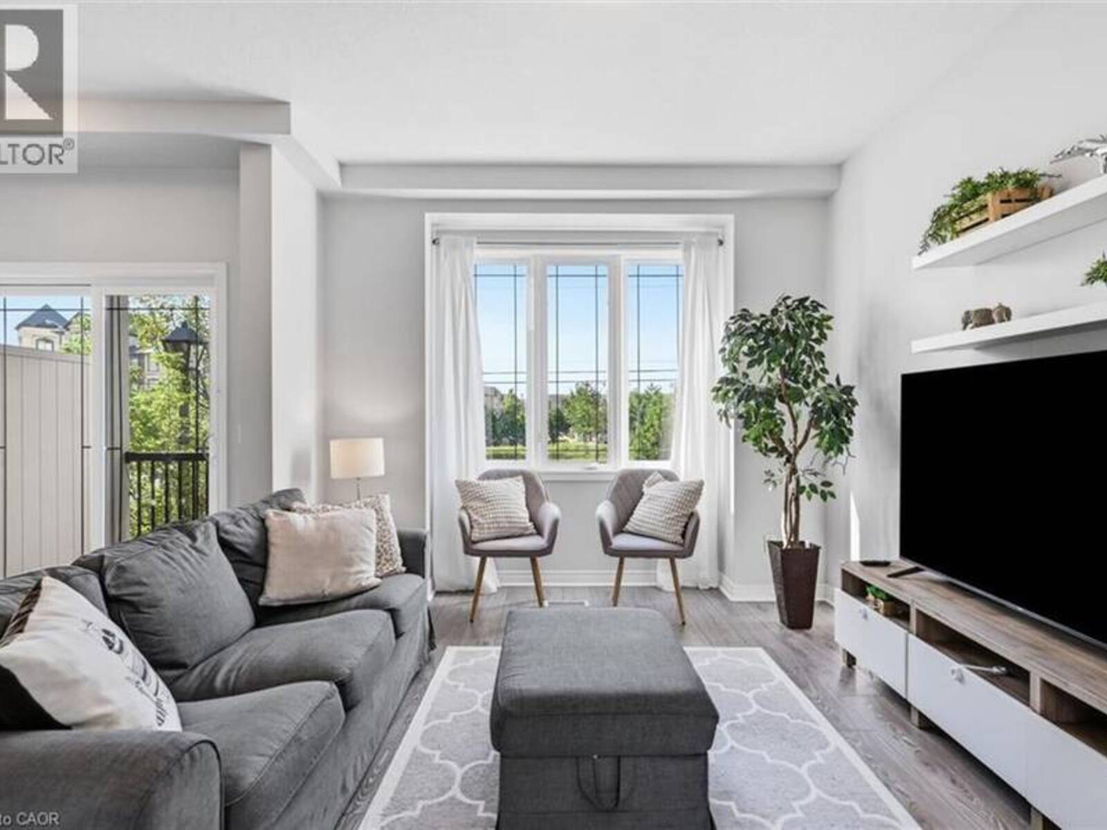 2985 JACKSON Drive Unit# 10, Burlington, Ontario L7M 0W2