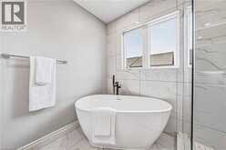 141 LAVERY Heights | Milton Ontario | Slide Image Eighteen