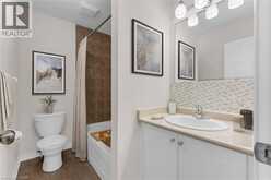 33 BROWVIEW Drive | Waterdown Ontario | Slide Image Twelve