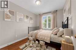 33 BROWVIEW Drive | Waterdown Ontario | Slide Image Nine