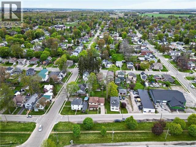 119 NORTH CAYUGA Street W Dunnville Ontario, N1A 1P3 - 2 Bedrooms Home For Sale