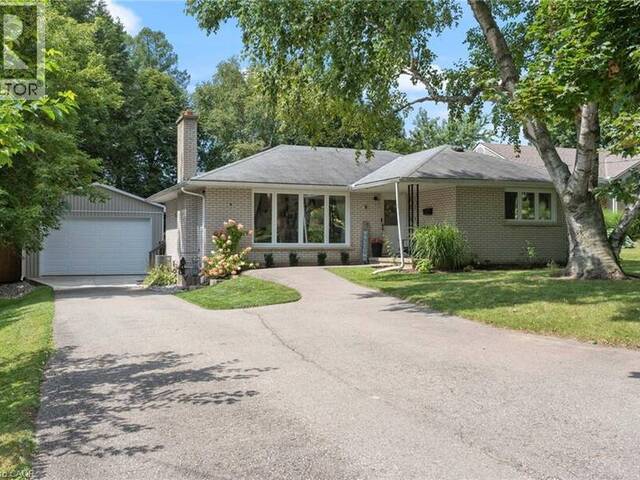 16 GIBSON Drive Simcoe Ontario, N3Y 3L2 - 3 Bedrooms Home For Sale