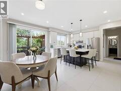 2295 GLAZEBROOK Circle Oakville Ontario, L6M 5B5