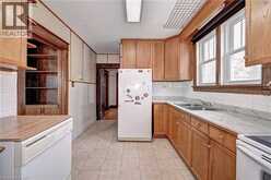 147 COURTLAND Avenue E | Kitchener Ontario | Slide Image Thirteen
