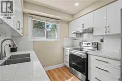 4 SEAFORTH Court | London Ontario | Slide Image Eight
