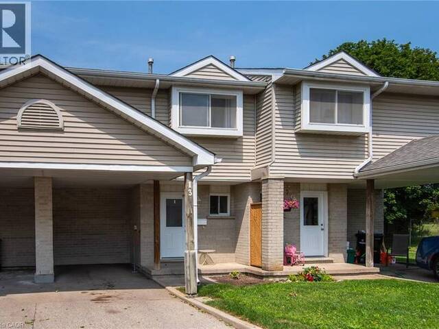 125 SEKURA Crescent Unit# 13 Cambridge Ontario, N1R 8B4 - 3 Bedrooms Condo For Sale