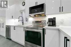 33 PANORAMA Way | Hamilton Ontario | Slide Image Thirteen