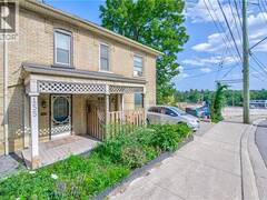 153 FOUNTAIN Street N Cambridge Ontario, N3H 1H7