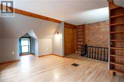 127 EAST Avenue S | Hamilton Ontario | Slide Image Twenty