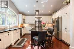 240 COLCHESTER Drive | Oakville Ontario | Slide Image Twelve