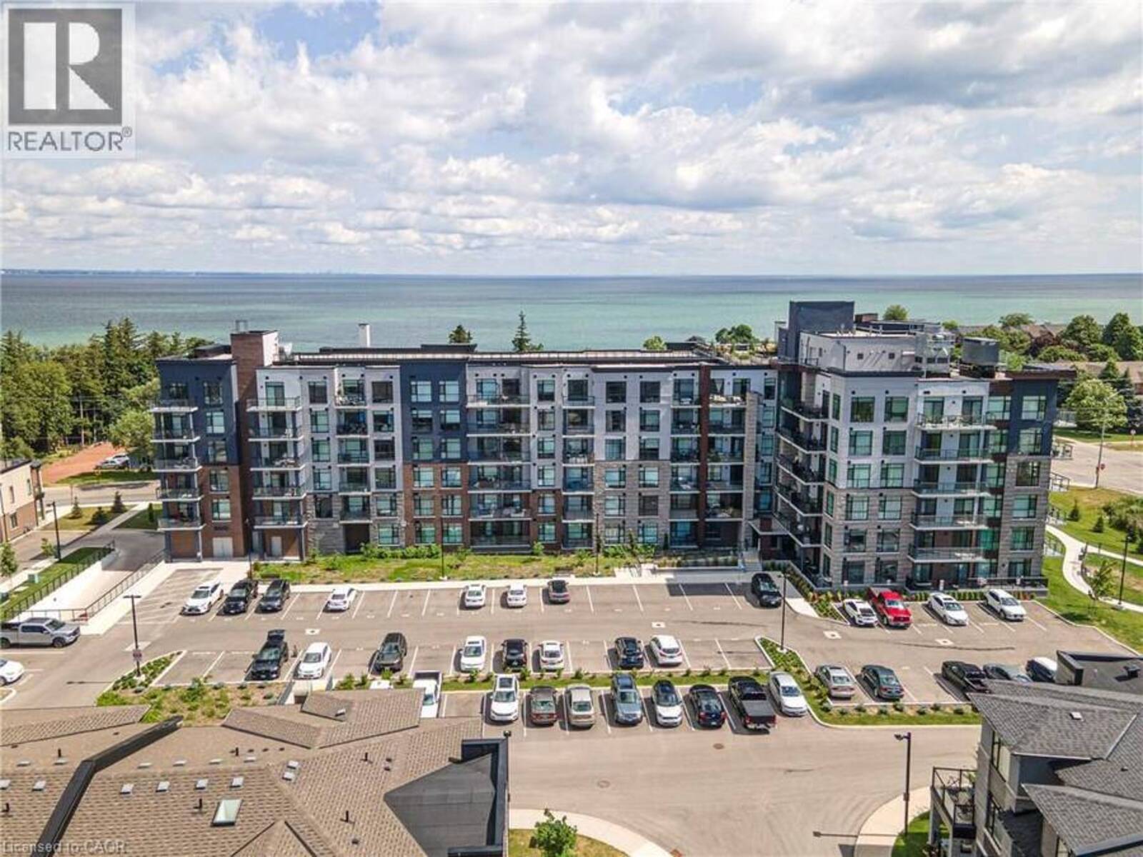600 NORTH SERVICE Road Unit# 301, Hamilton, Ontario L8E 0L2