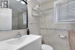 421 BAIRSTOW Crescent | Waterloo Ontario | Slide Image Sixteen