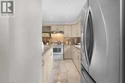 421 BAIRSTOW Crescent | Waterloo Ontario | Slide Image Three