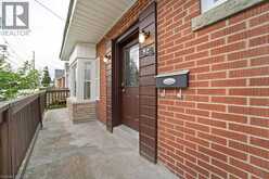 82 WHITNEY Avenue | Hamilton Ontario | Slide Image Four