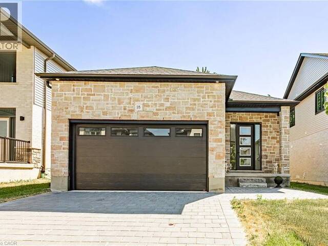 7966 FALLON Drive Unit# 18 Lucan Biddulph Ontario, N0M 1V0 - 2 Bedrooms Home For Sale