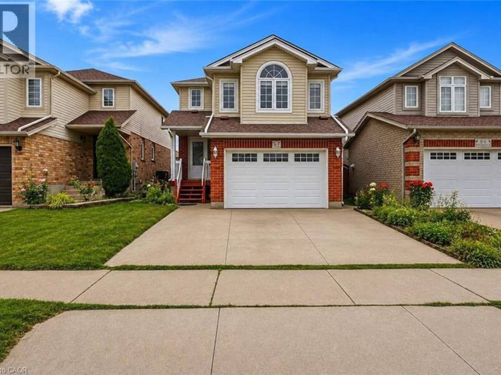 82 BRIDLEWREATH Street, Kitchener, Ontario N2E 3V6