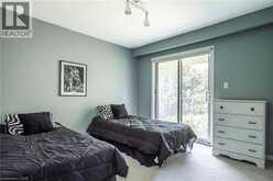 14 WOODSIDE Drive | Hamilton Ontario | Slide Image Seventeen