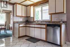 14 WOODSIDE Drive | Hamilton Ontario | Slide Image Thirteen