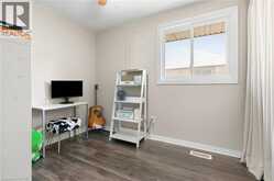 49 MARKSON Crescent | Hamilton Ontario | Slide Image Eighteen