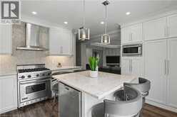 15 FRANCESCA Court | Hamilton Ontario | Slide Image Twelve